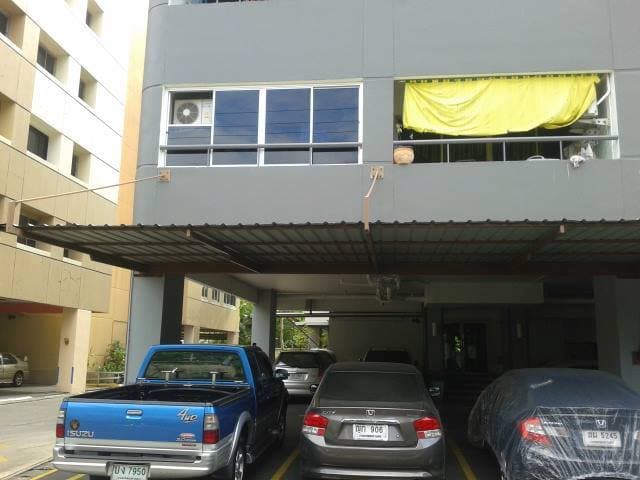 รับงานต่อเติมบ้าน และงานอื่นๆ งานเล็กงานน้อย-งานมาก ไปหมดครับ ราคาย่อมเยาว์ต่อรองกันได้ครับๆๆๆๆๆๆๆๆๆๆ